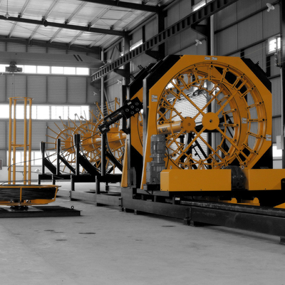 acheter Cage de pile de roulement de GUTE faisant la soudeuse de robot de contrôle de PLC de machine online manufacture
